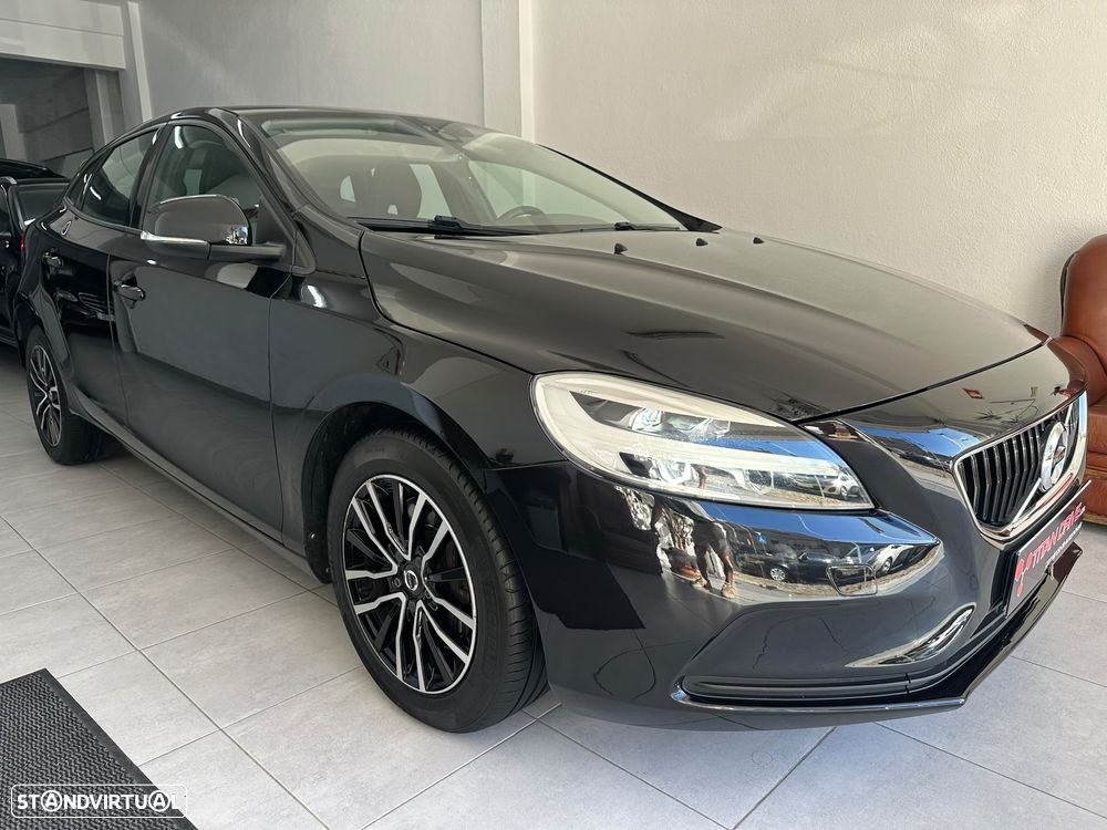 Volvo V40 2.0 D3 Kinetic Geartronic - 9