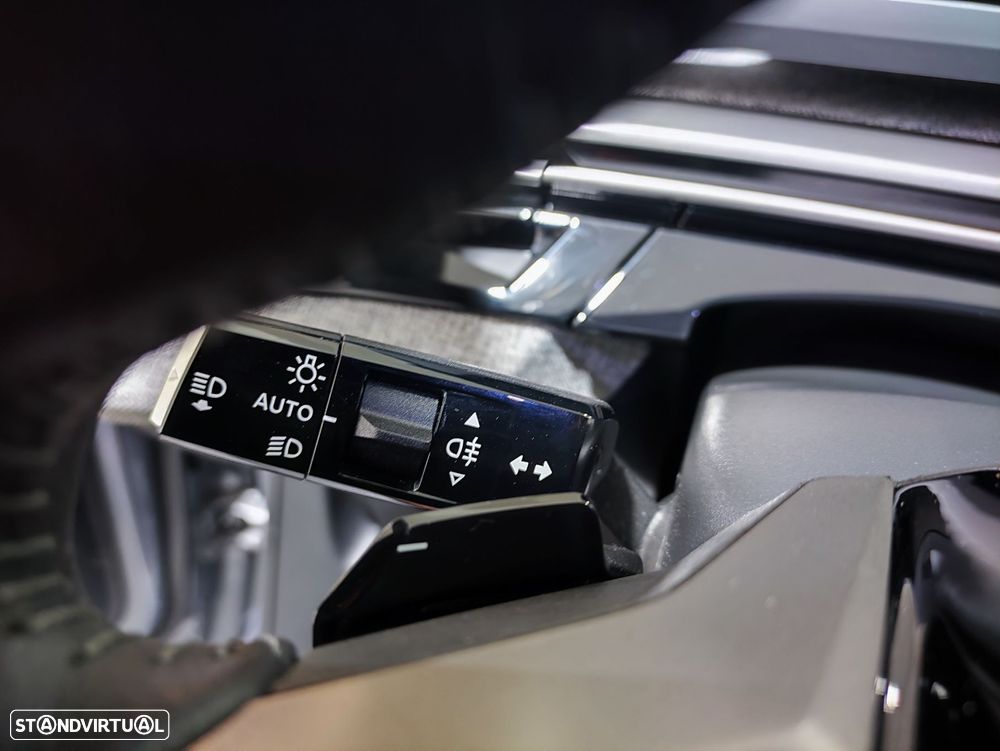 Peugeot 3008 1.2 Hybrid Allure e-DCS6 - 9