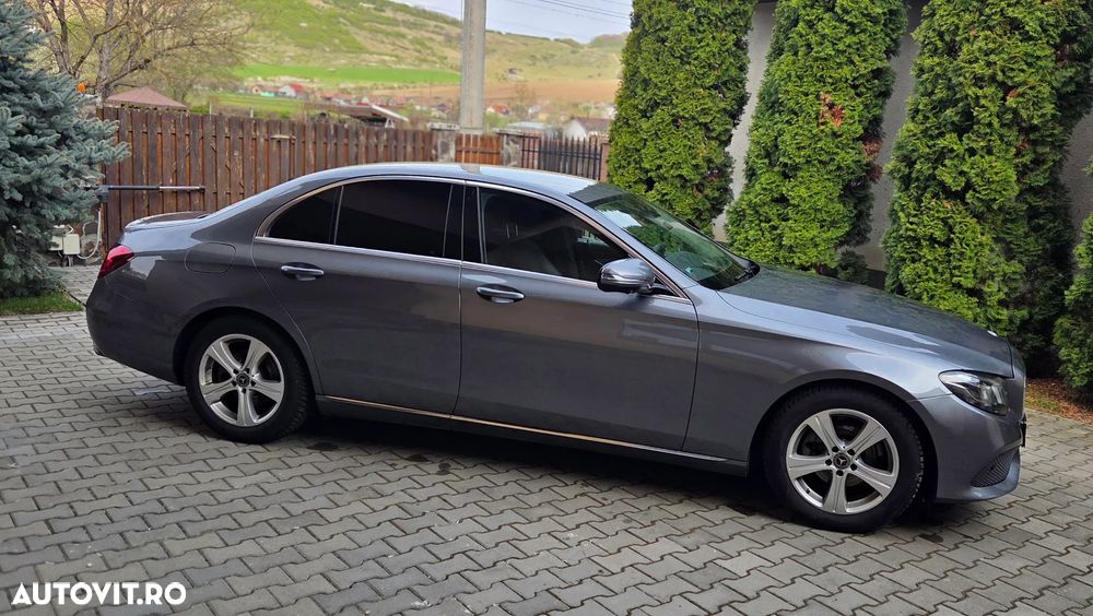 Mercedes-Benz E 220 d 9G-TRONIC - 2
