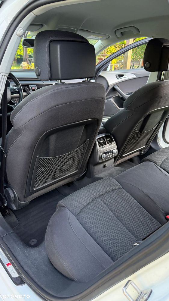Audi A6 Avant 2.0 TDI quattro S tronic - 23