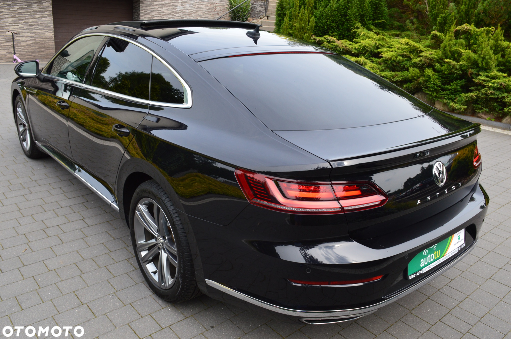 Volkswagen Arteon 2.0 TSI DSG R-Line Edition - 4