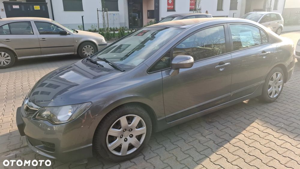 Honda Civic 1.8 Comfort - 2