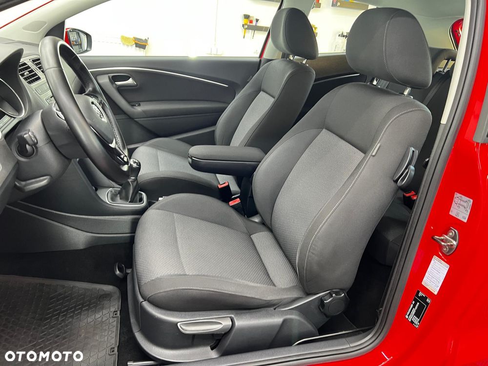Volkswagen Polo 1.4 TDI (Blue Motion Technology) Highline - 12