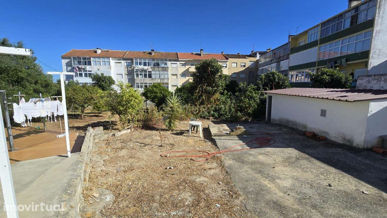 Prédio no Seixal - Grande imagem: 4/19