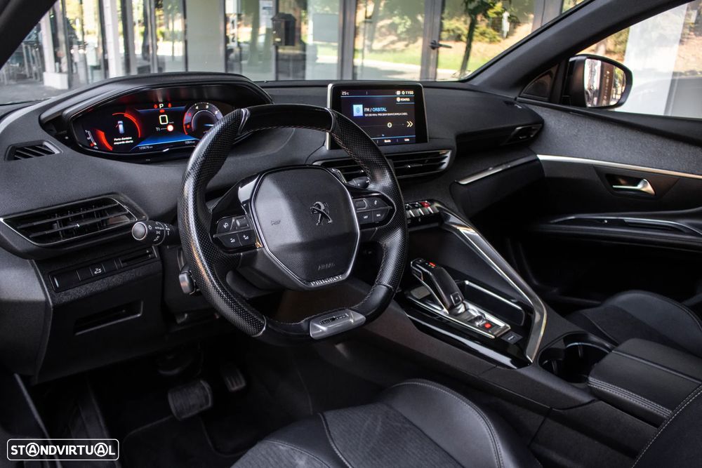 Peugeot 5008 BlueHDI 130 EAT8 GT - 23