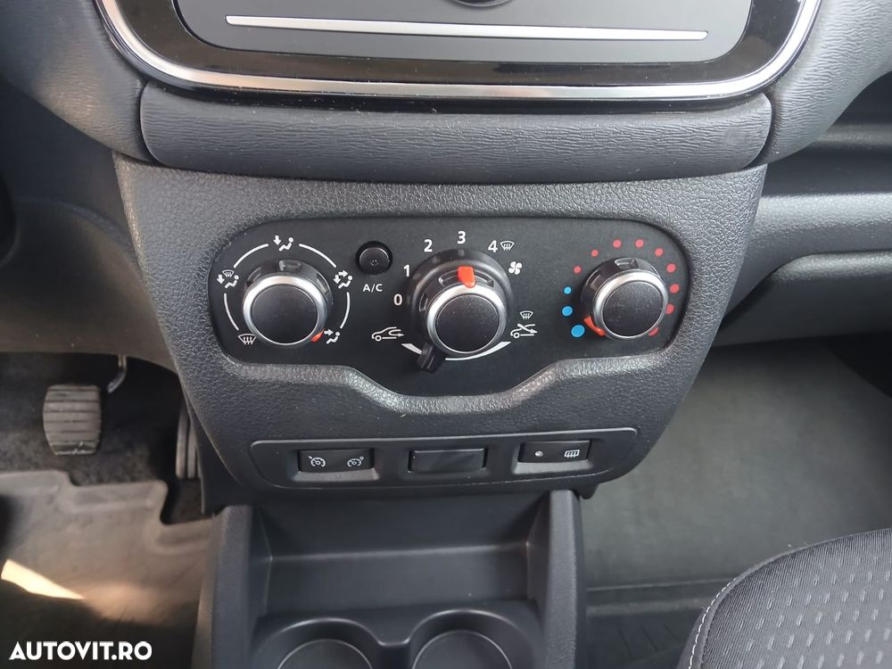 Dacia Lodgy 1.5 Blue dCi Laureate - 15