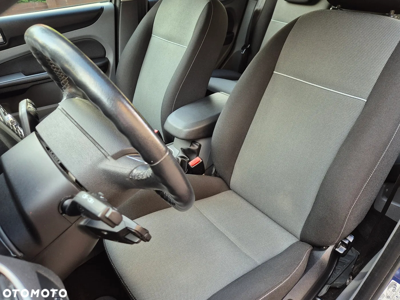Ford Focus - 15