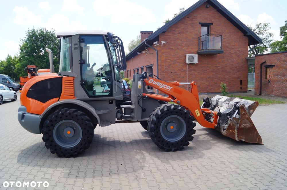 Weycor Atlas AR 480 Ładowarka Przegubowa - 8