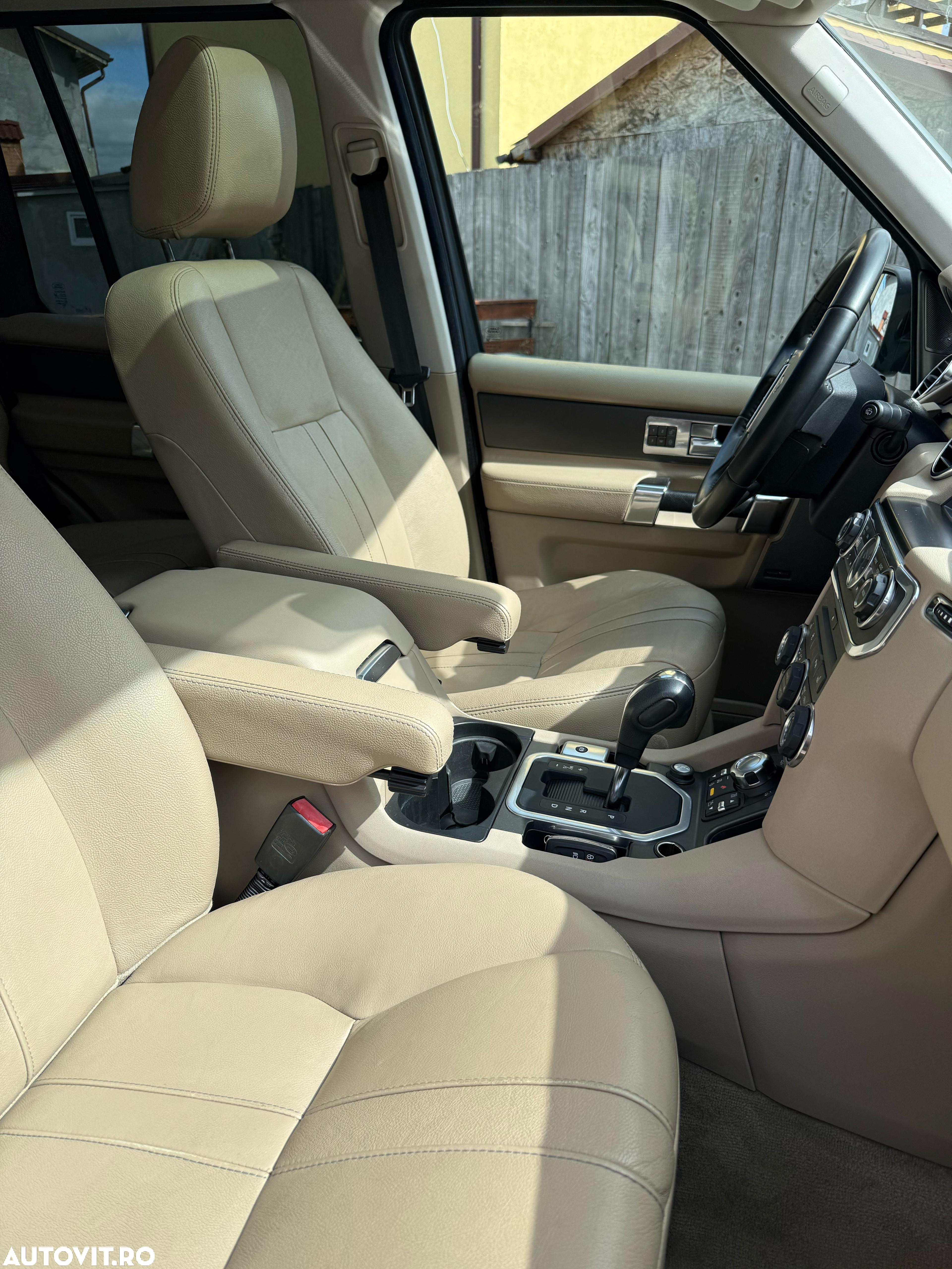 Land Rover Discovery 3.0 TD HSE Aut. - 8