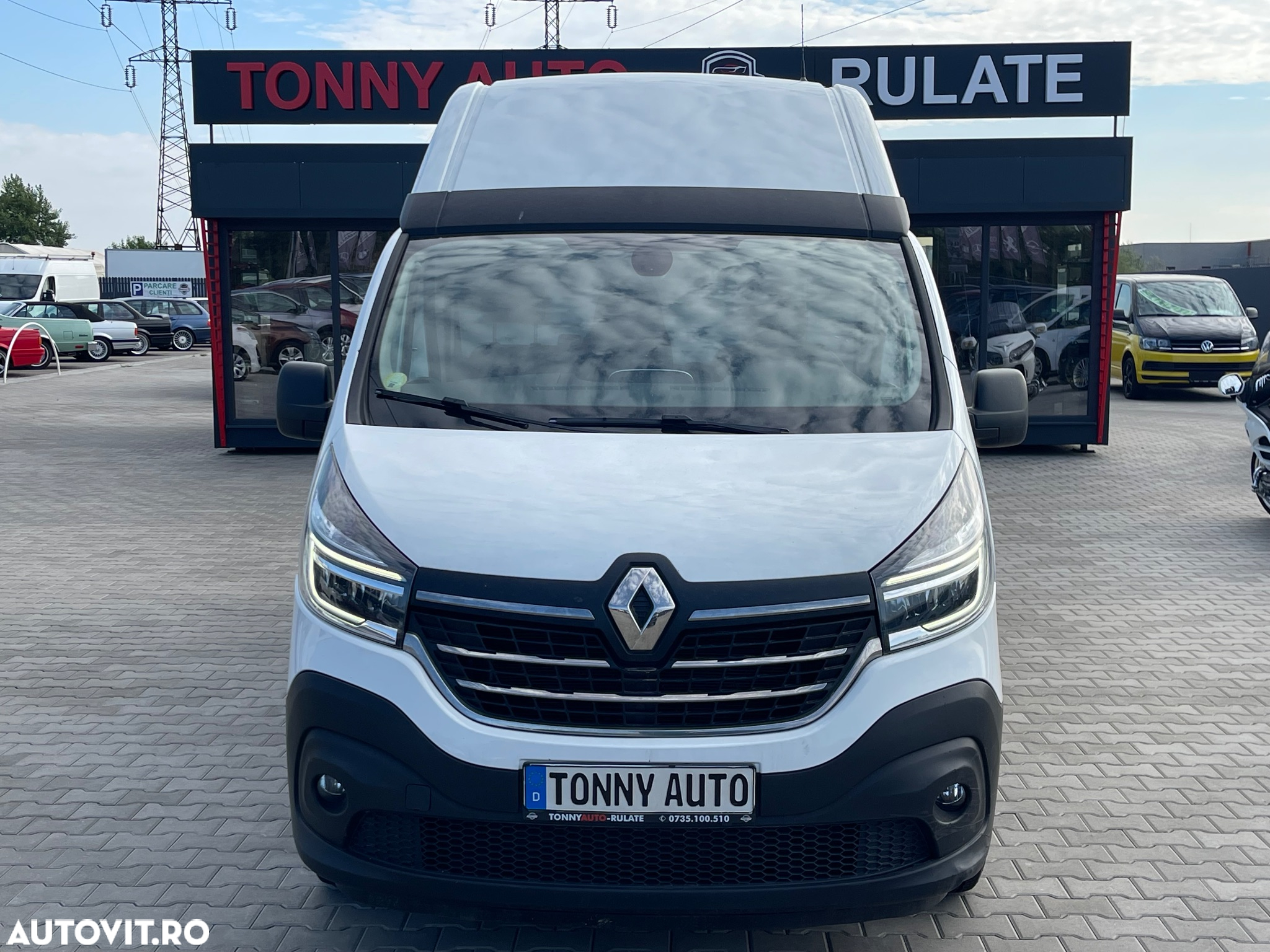 Renault Trafic - 2