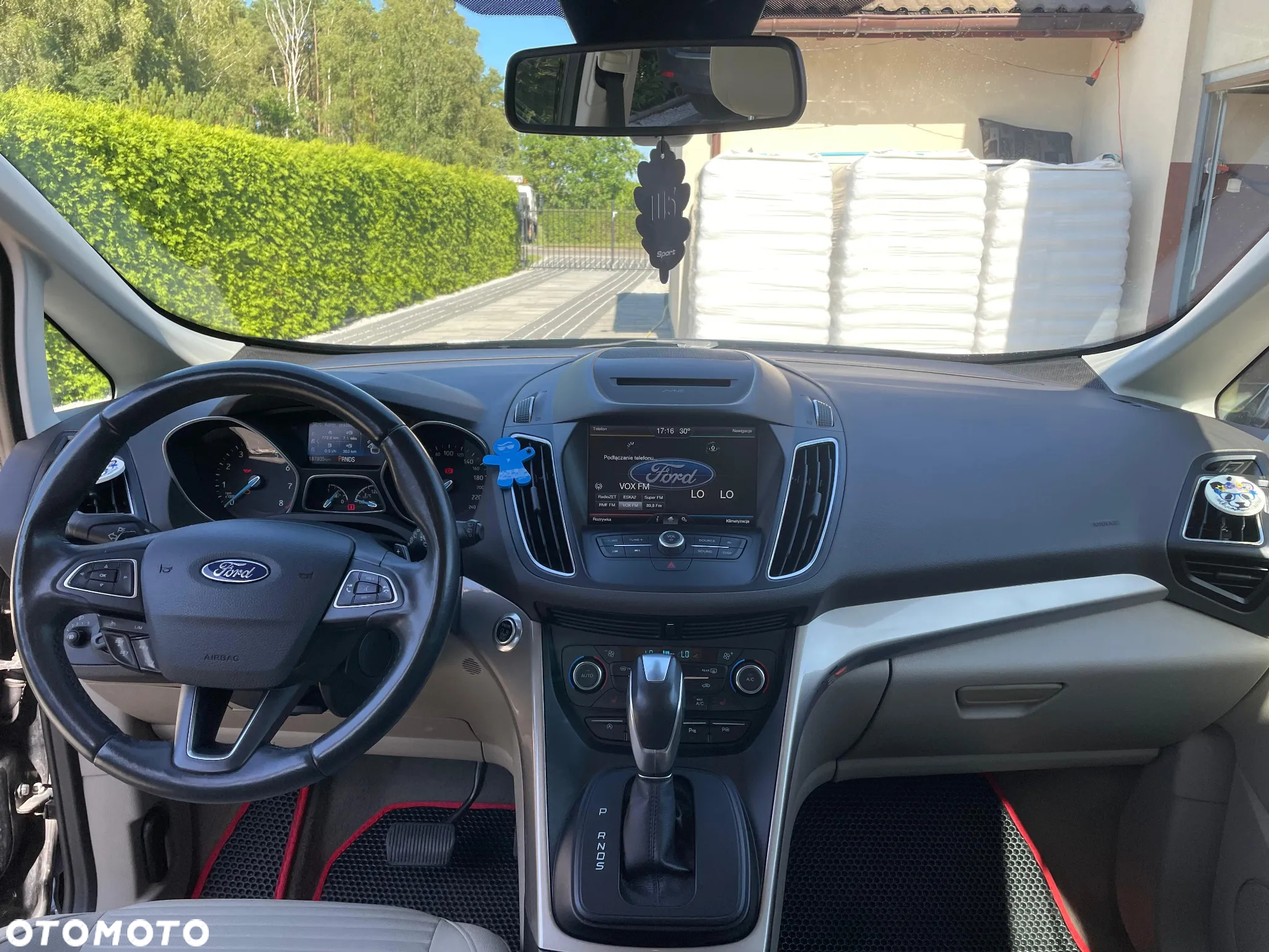Ford C-MAX - 12