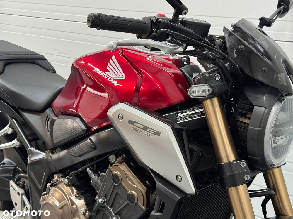 Honda CB - 19