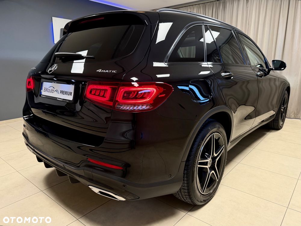 Mercedes-Benz GLC 200 4Matic 9G-TRONIC AMG Line Plus - 3