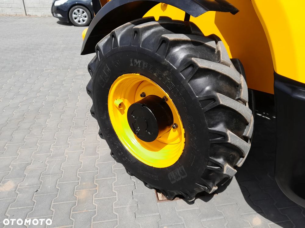 JCB 540-170 2022R - 21