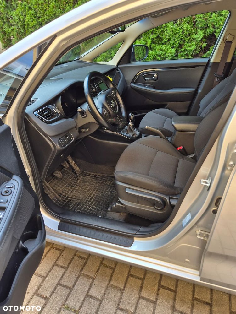 Kia Carens 1.6 GDI L EU6 - 7