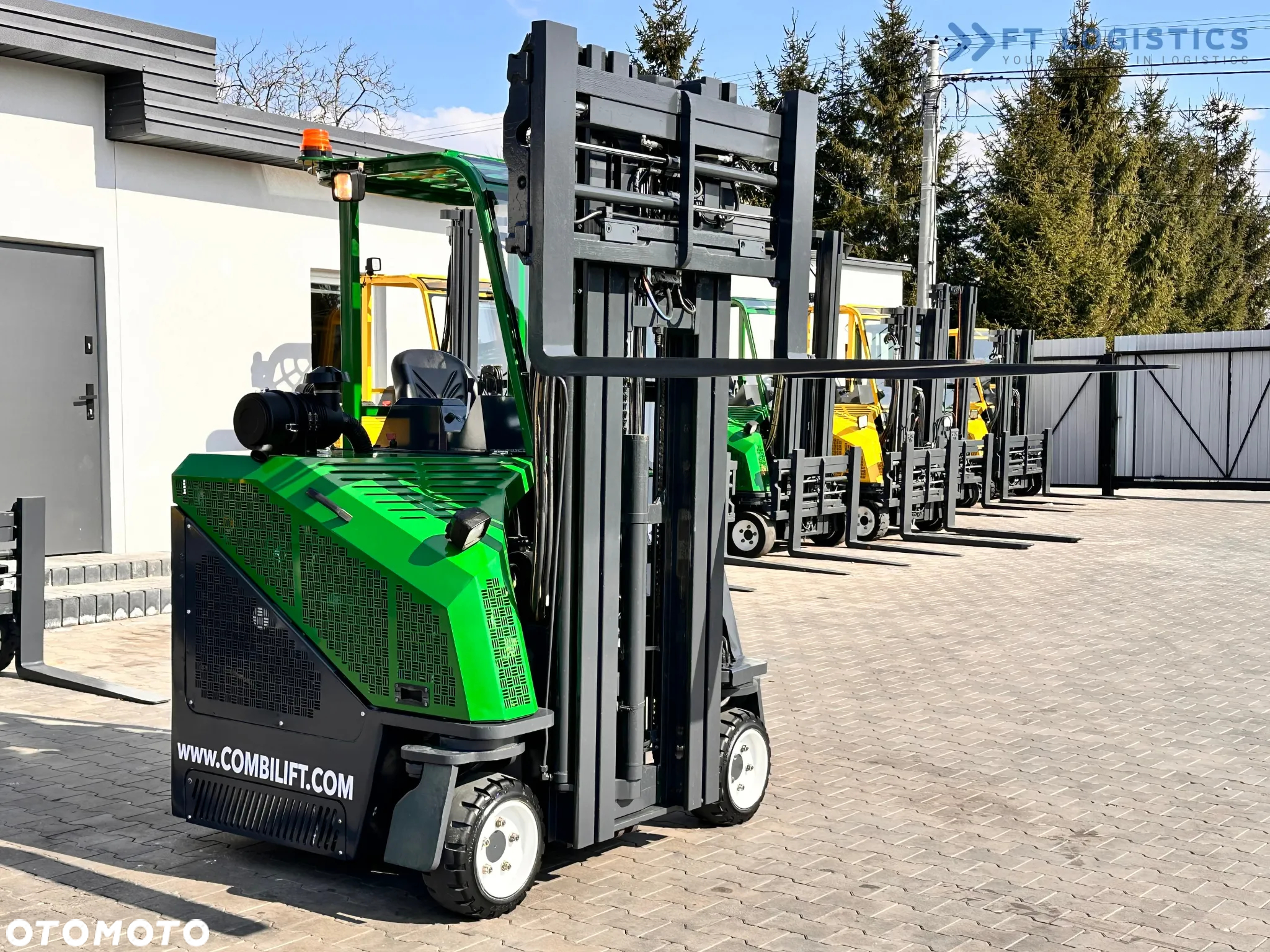 Combilift CB2500 / DIESEL / TRIPLEX / 5500MM / WOLNY SKOK / PRZESUW WIDEŁ / POZYCJONER / JAK NOWY - 20