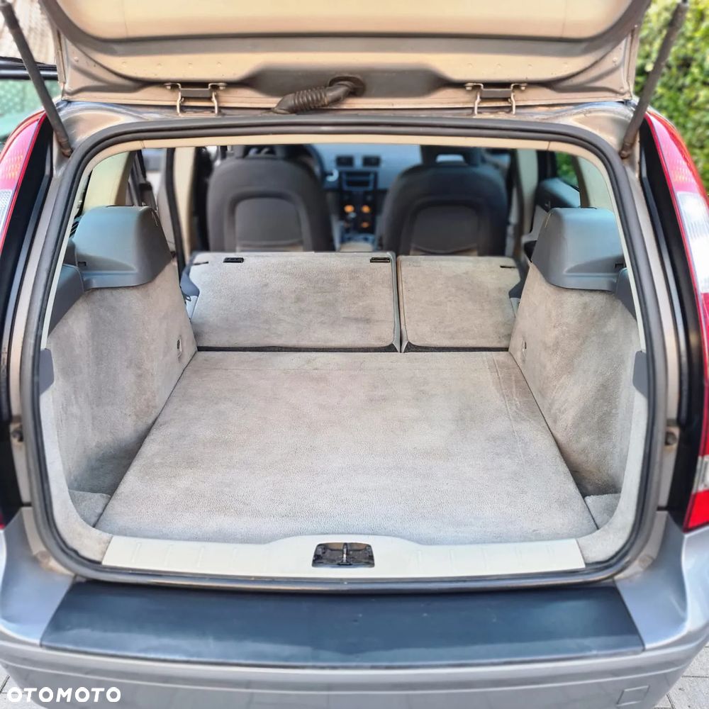 Volvo V50 - 8