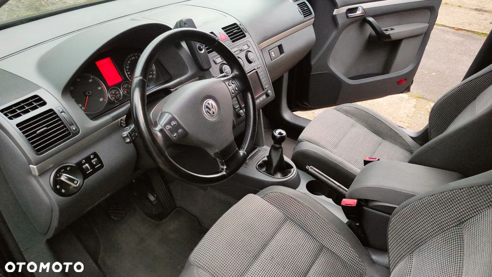 Volkswagen Touran 1.9 TDI - 23