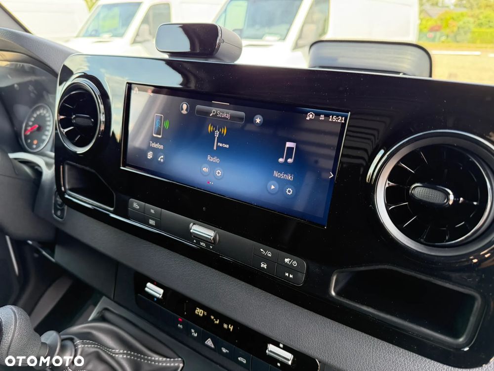 Mercedes-Benz Sprinter - 27