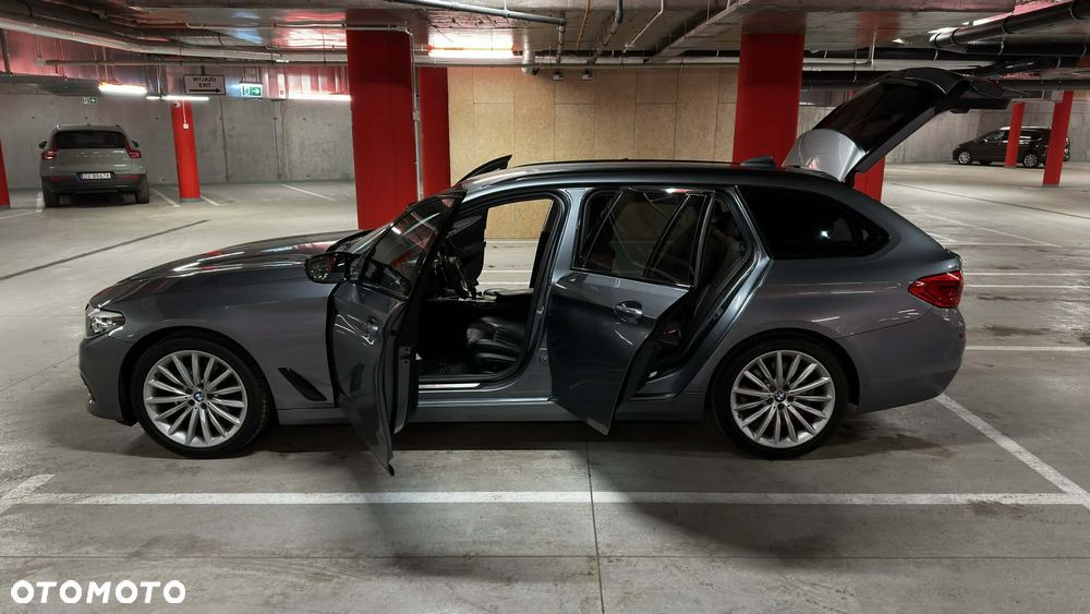 BMW Seria 5 520d Sport Line sport - 16