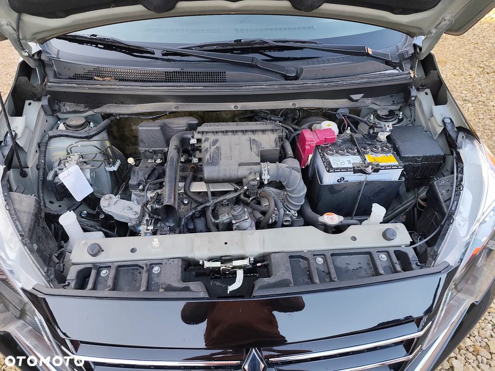 Mitsubishi Space Star - 17