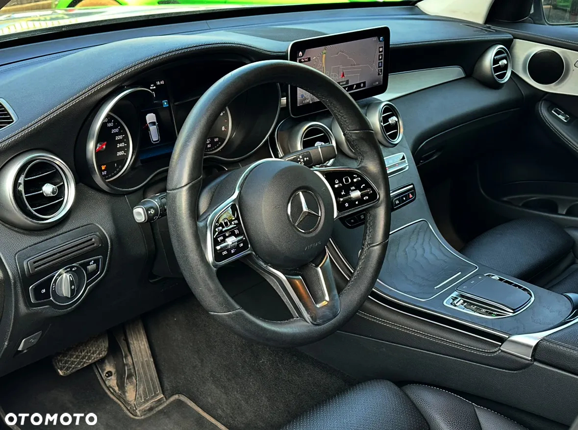 Mercedes-Benz GLC 300 d 4-Matic - 4