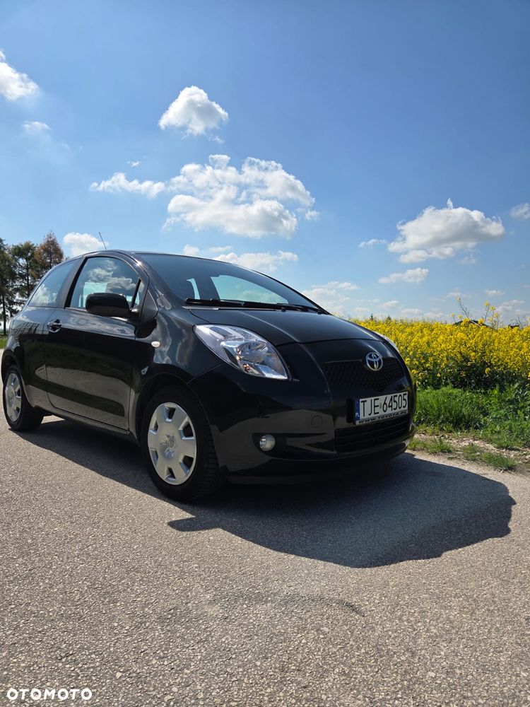 Toyota Yaris 1.3 Sol - 3