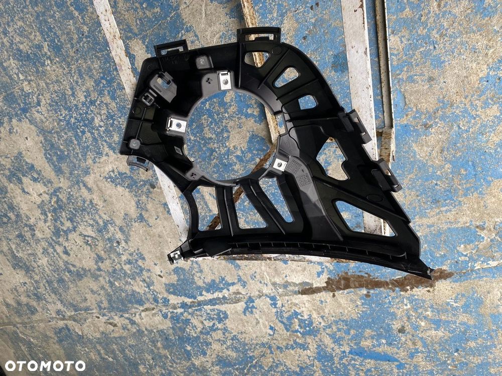 UCHWYT HALOGENU ŚLIZG ZDERZAKA LEWY MINI COOPER F56 7302507 - 3