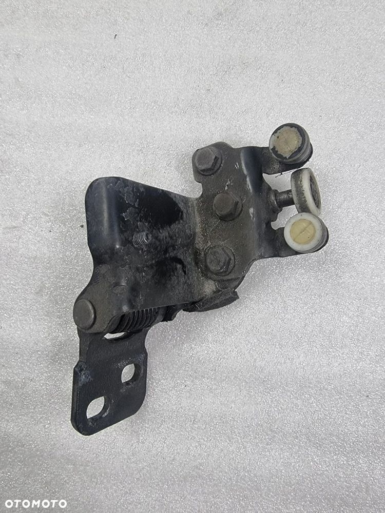 ROLKA DRZWI PRZESUWNYCH ŚRODEK CUSTOM - 2