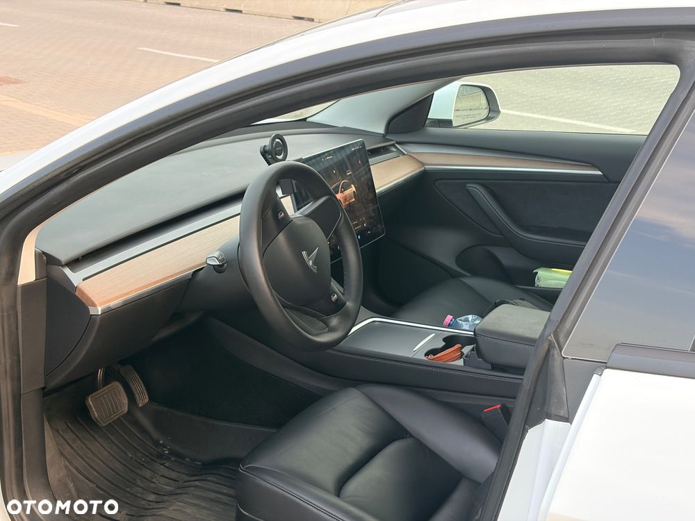 Tesla Model 3 Long Range AWD Premium - 13