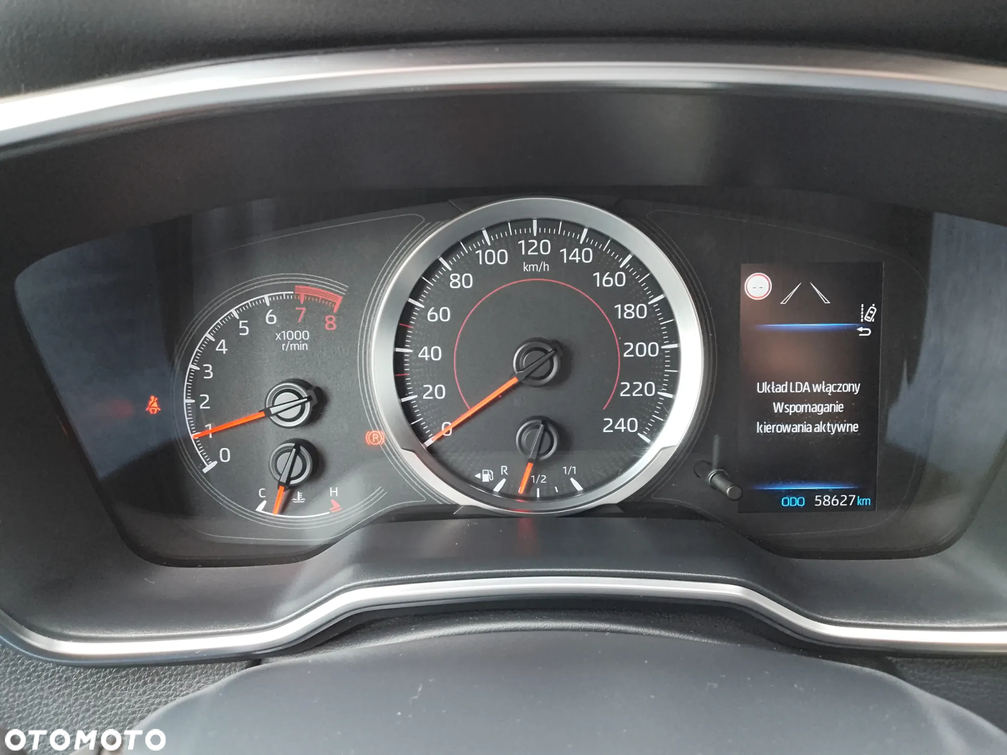 Toyota Corolla 1.5 Comfort - 11