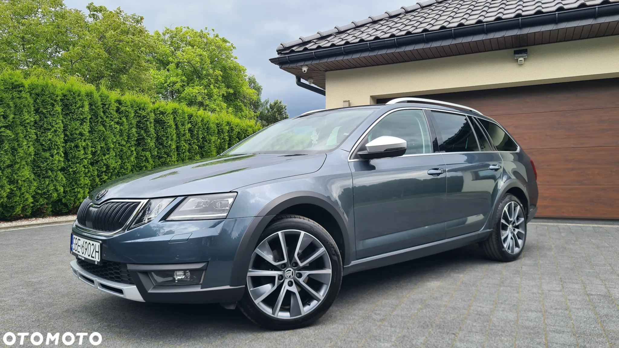 Skoda Octavia 2.0 TDI 4x4 Scout DSG - 12