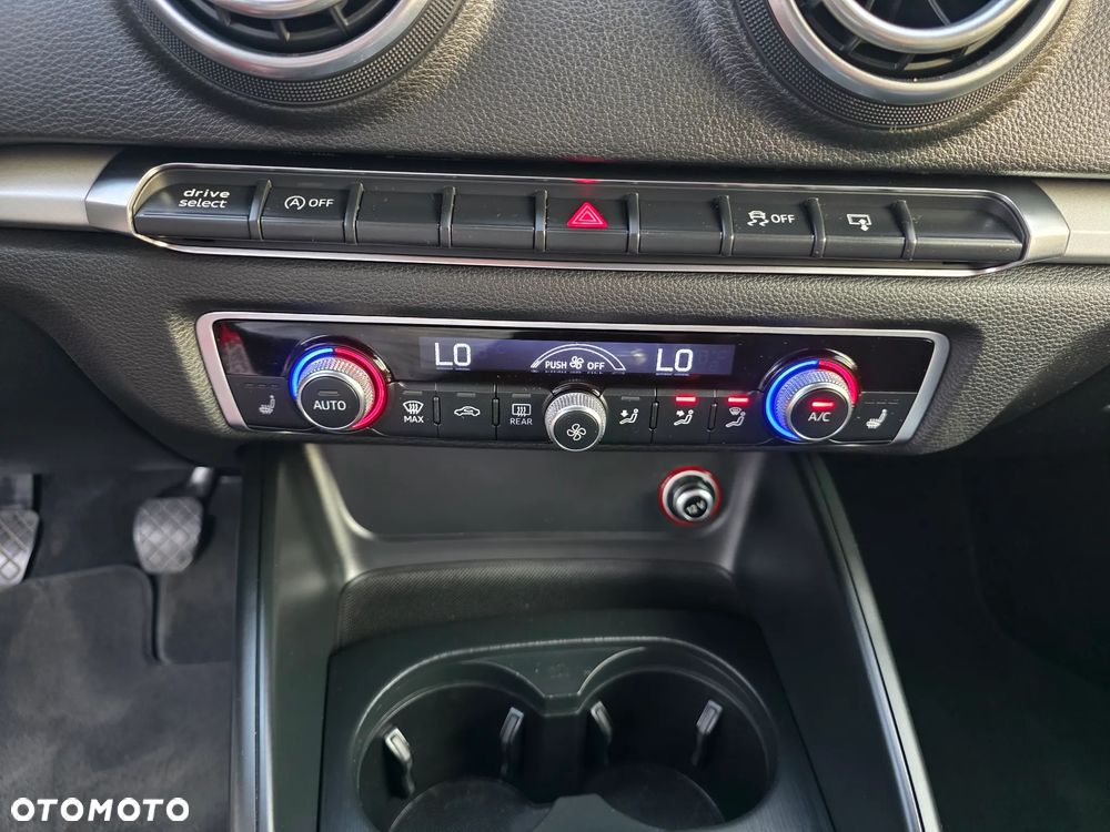 Audi A3 Sportback - 19