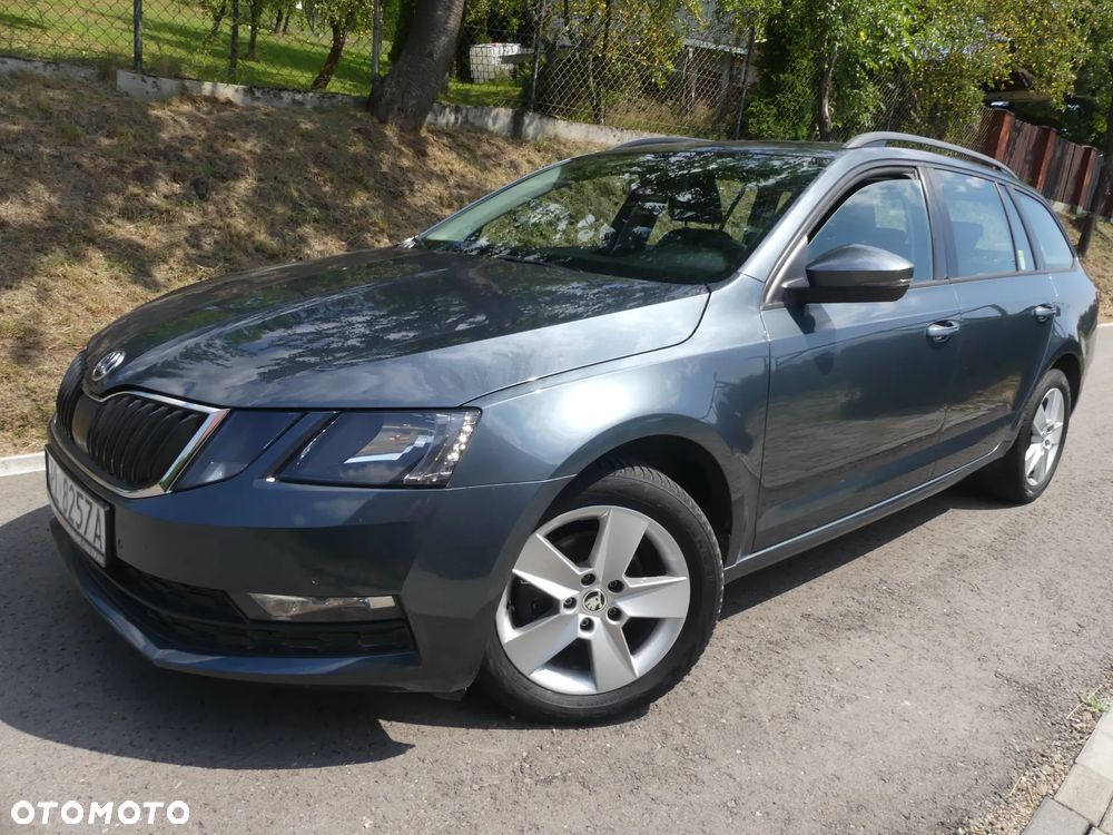 Skoda Octavia 1.6 TDI Ambition - 8