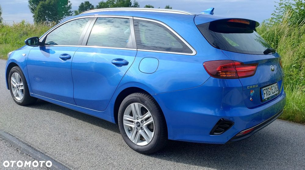 Kia Ceed SW 1.6 CRDi DCT Platinum Edition - 19