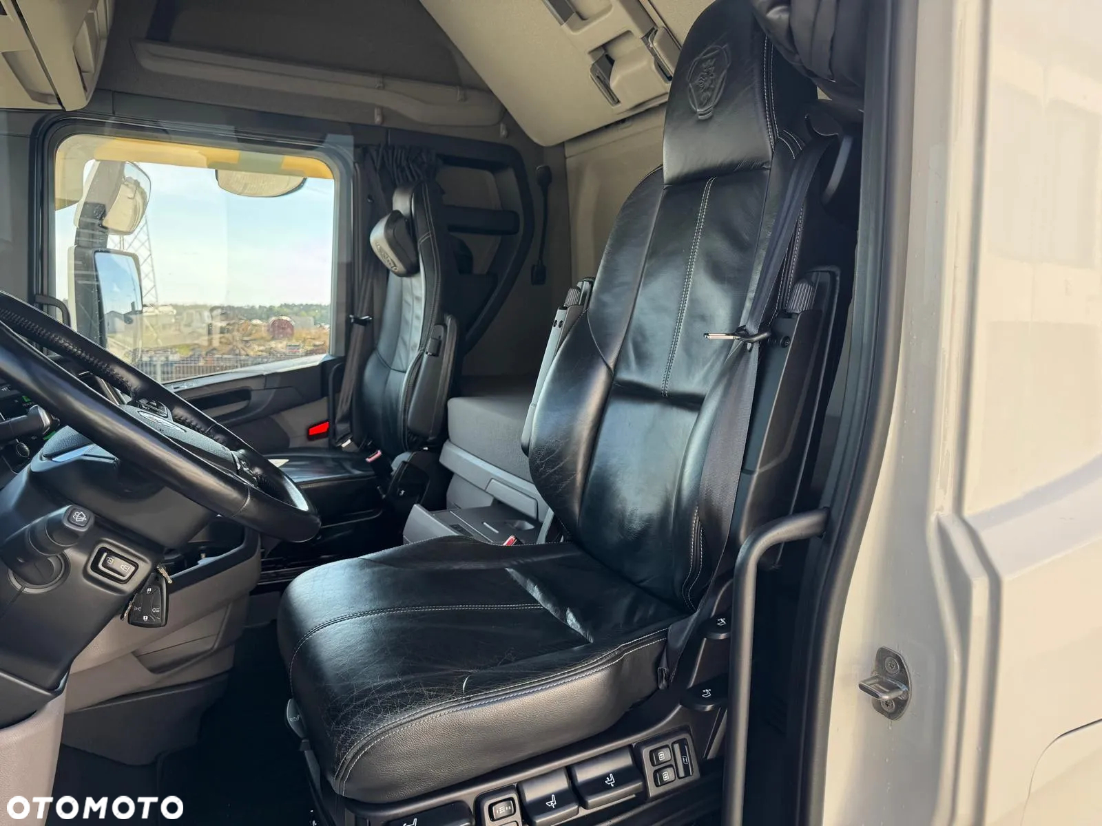 Scania S410/ 370TKm/ ZAWIESZENIE FULL PODUCHA/ KONTYNER/ KLIMA POSTOJOWA/ ALU FELGI/ SERWIS NIEMCY - 18
