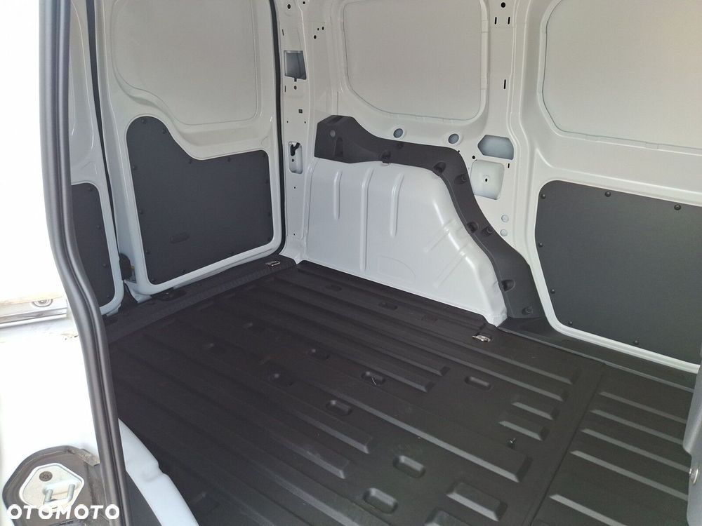Volkswagen Caddy Cargo - 40