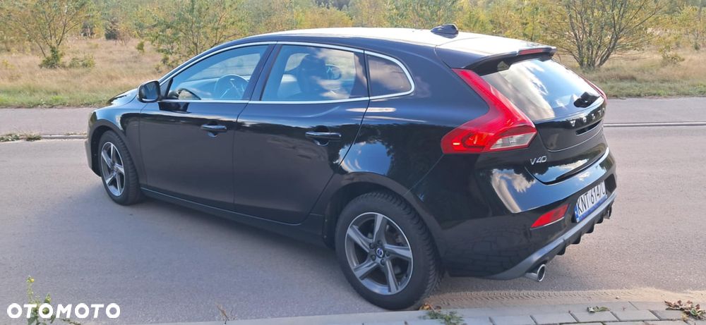 Volvo V40 D2 Drive-E R-Design Kinetic - 19