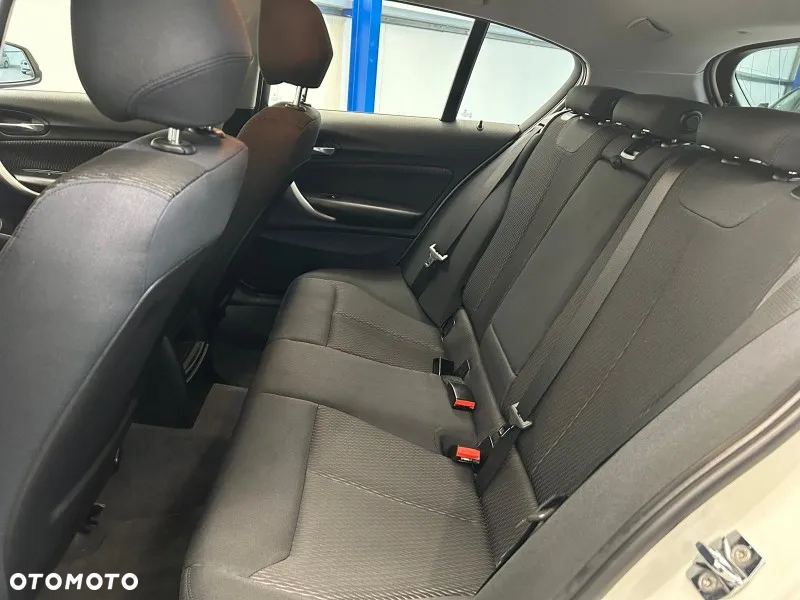 BMW Seria 1 116d - 25