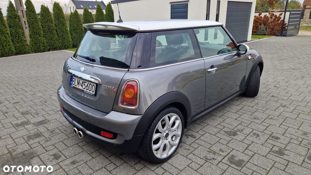 MINI Cooper S 50 Mayfair - 23