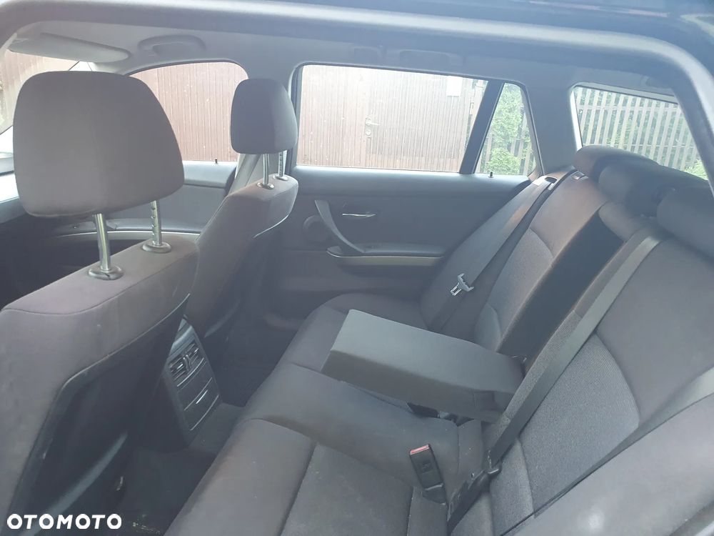 BMW Seria 3 320d DPF - 7