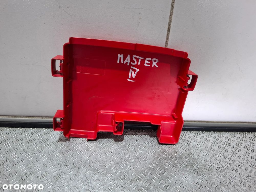 Osłona klemy akumulatora Renault MAster IV 2019 rok nr 243127352R - 2