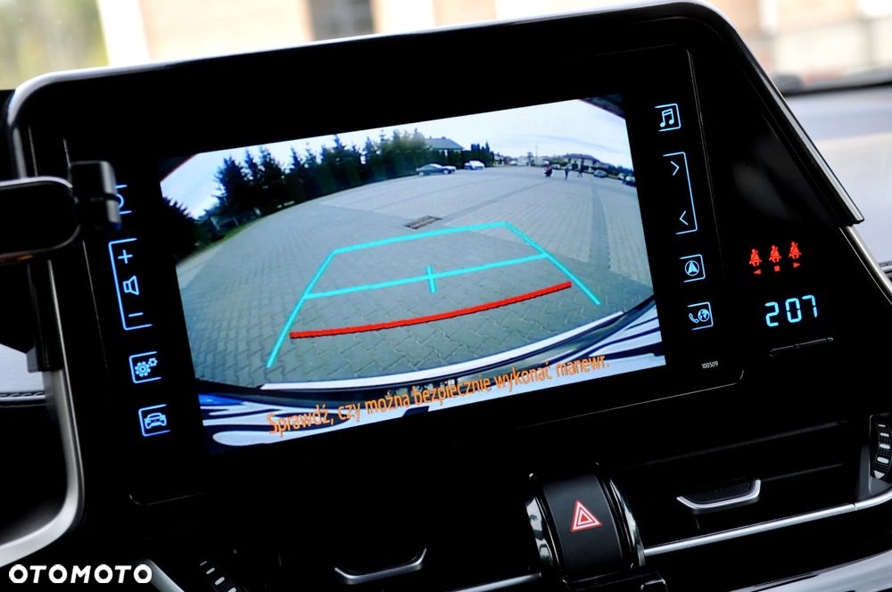 Toyota C-HR Style Selection - 32