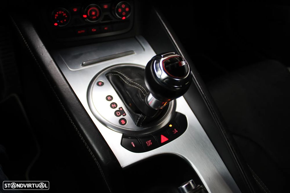 Audi TTS Coupé 2.0 TFSi quattro S Tronic - 40