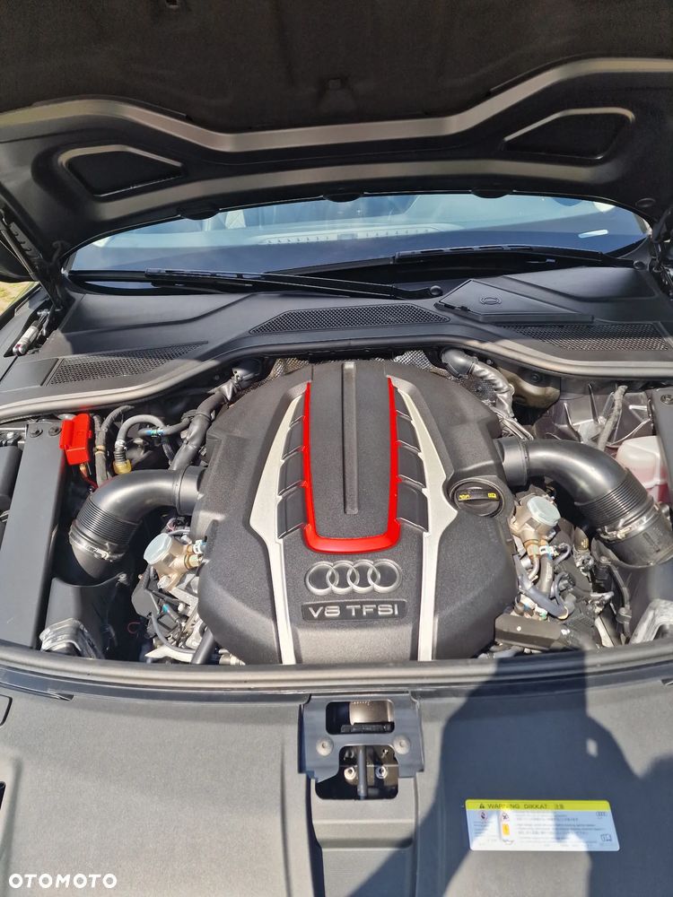 Audi S8 - 19