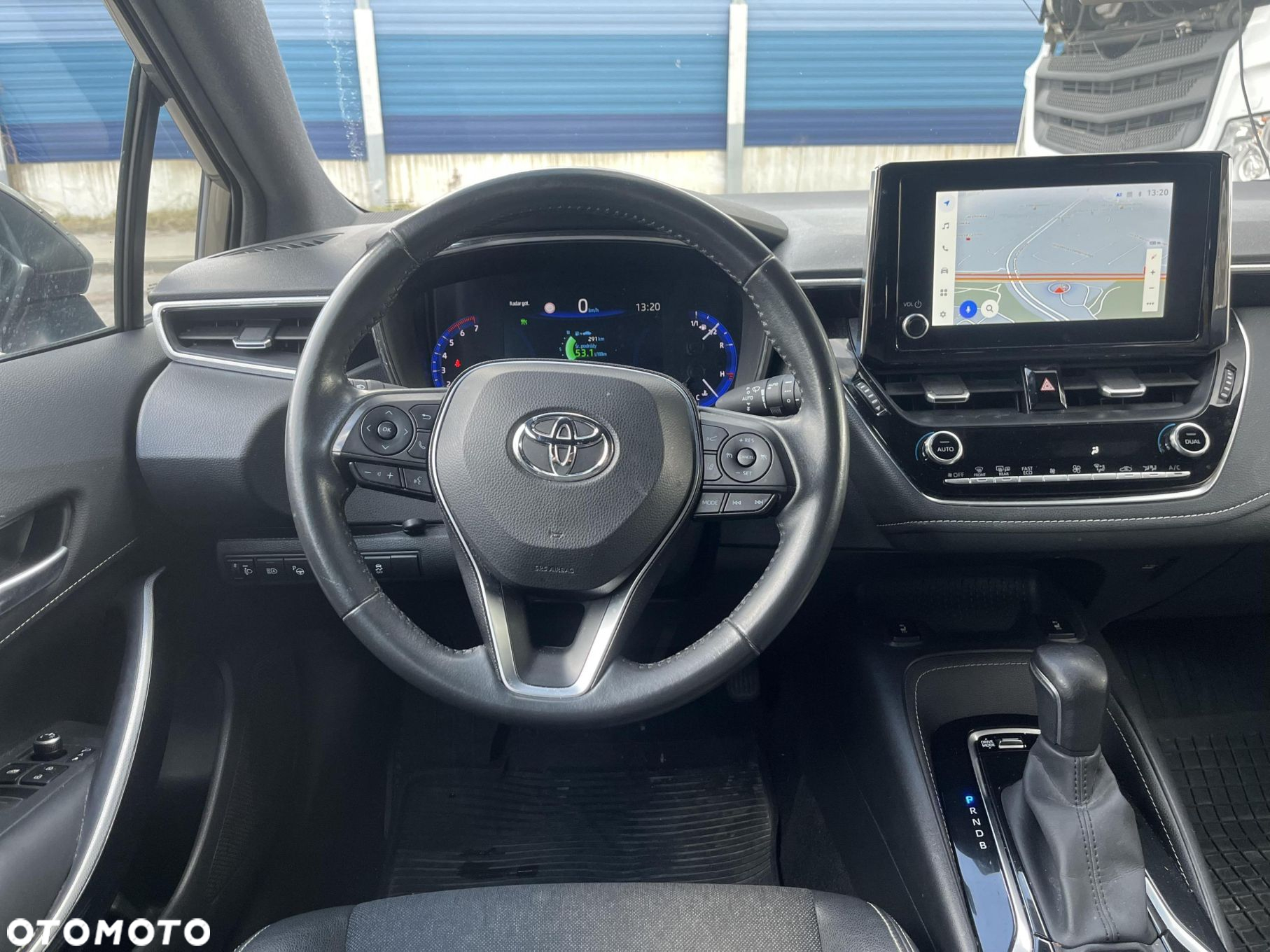 Toyota Corolla - 13