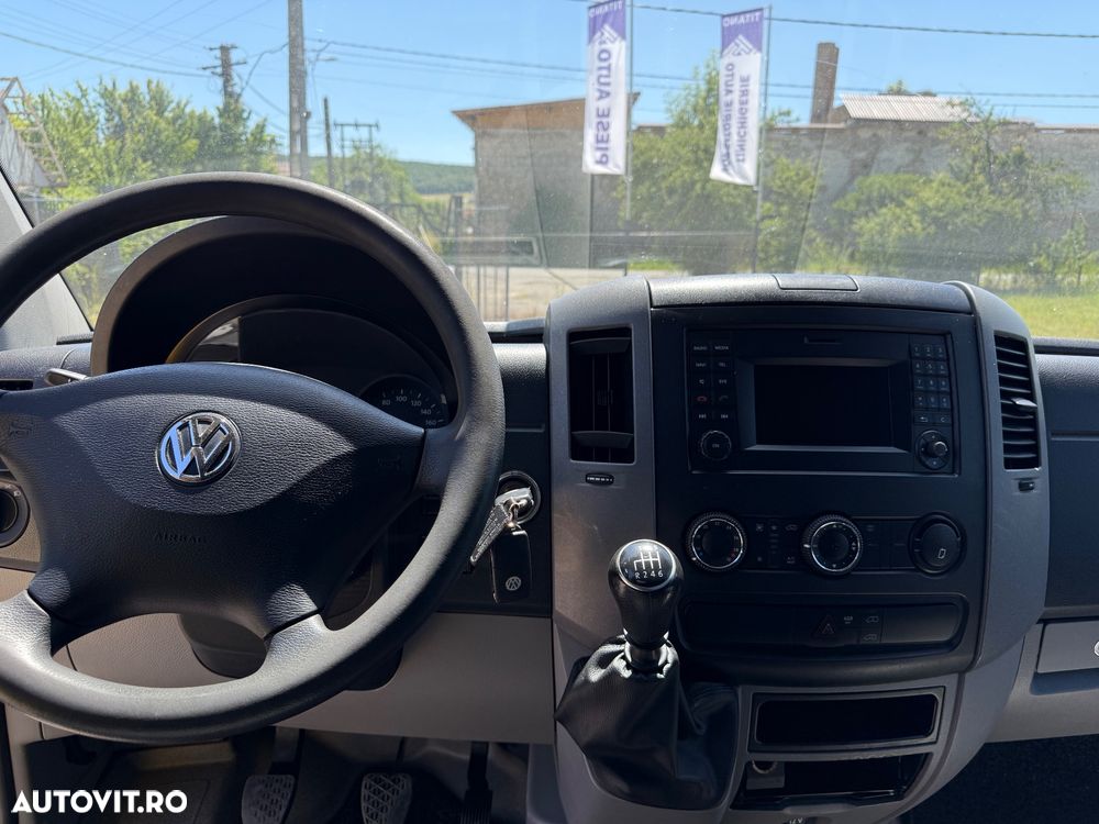 Volkswagen Crafter - 12