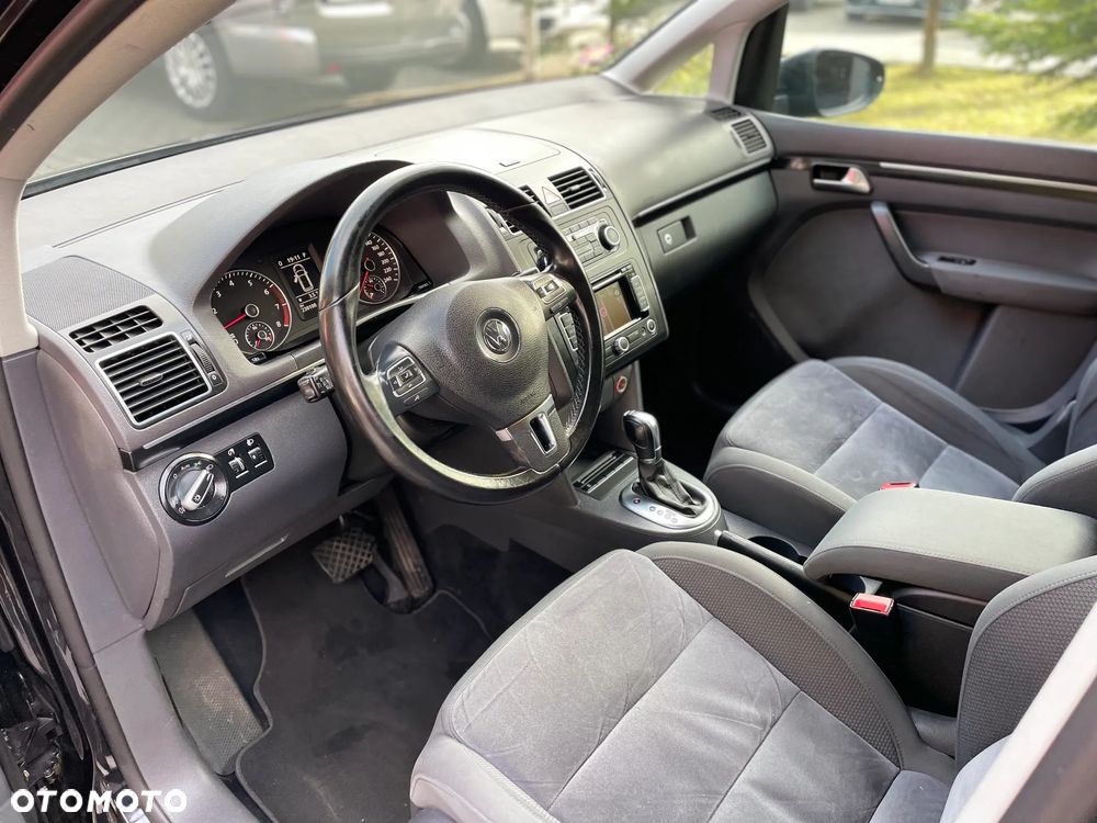 Volkswagen Touran 1.4 TSI DSG Highline - 13