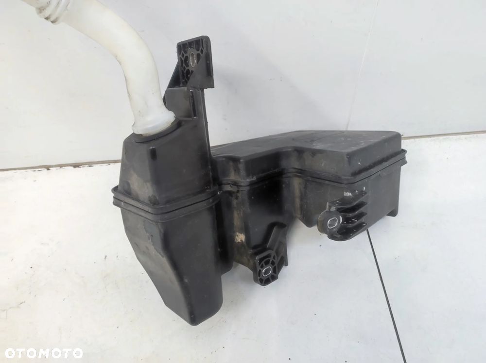 ZBIORNIK ZBIORNICZEK SPRYSKIWACZY VW TRANSPORTER T6 LIFT - 4