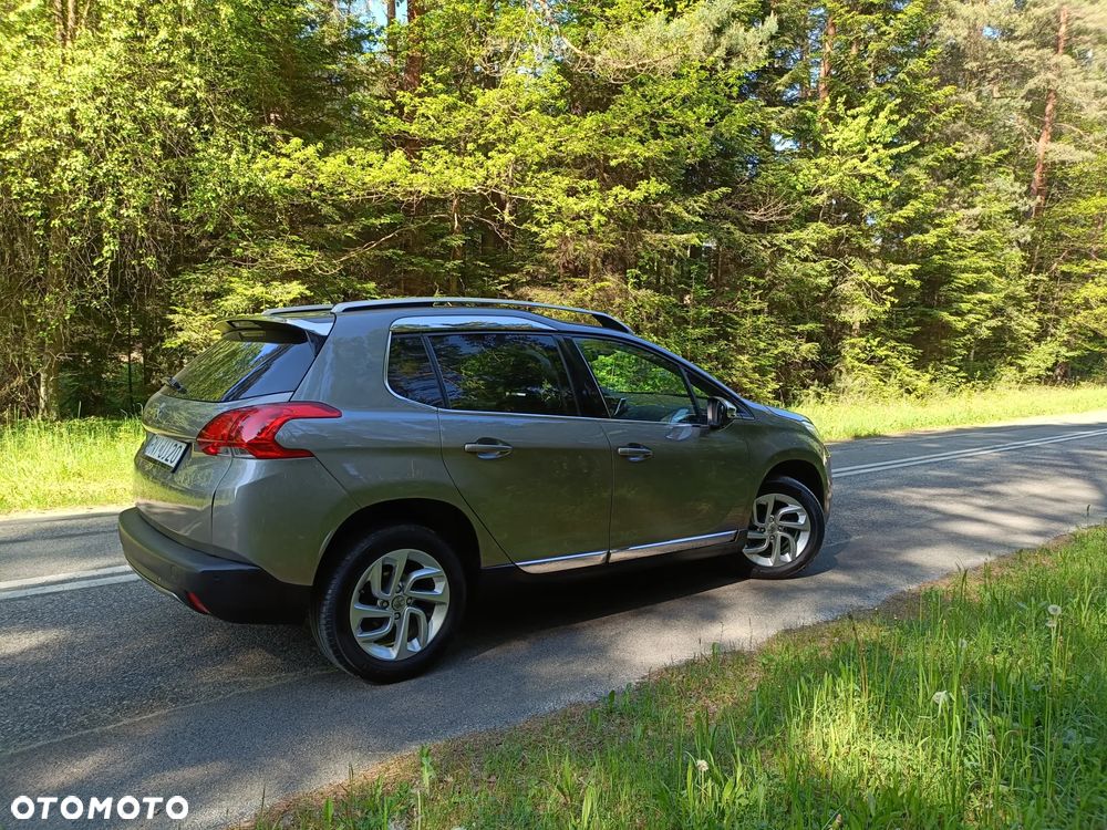 Peugeot 2008 1.6 VTi Allure - 29